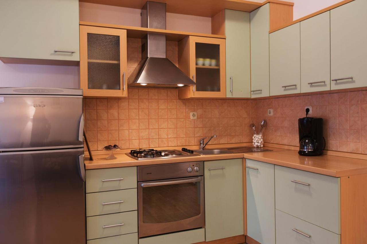 Maiv Residence - Family & Designer Suites Rogoznica  Room photo